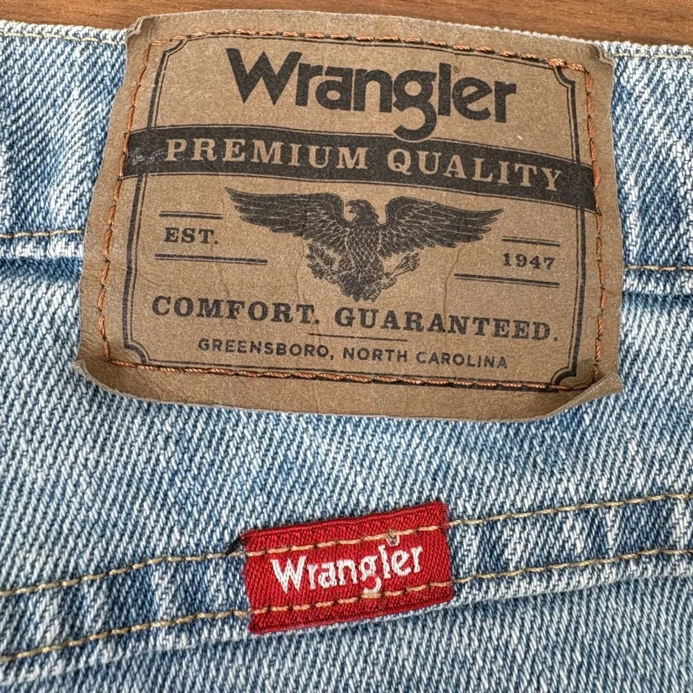 Wrangler Jeans Mens 31x30 Light Wash NEW Custom Cow Print Pockets Western Indie